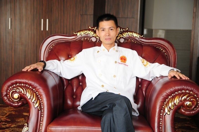 大蓉和溆浦流金店-厨师长--春雷